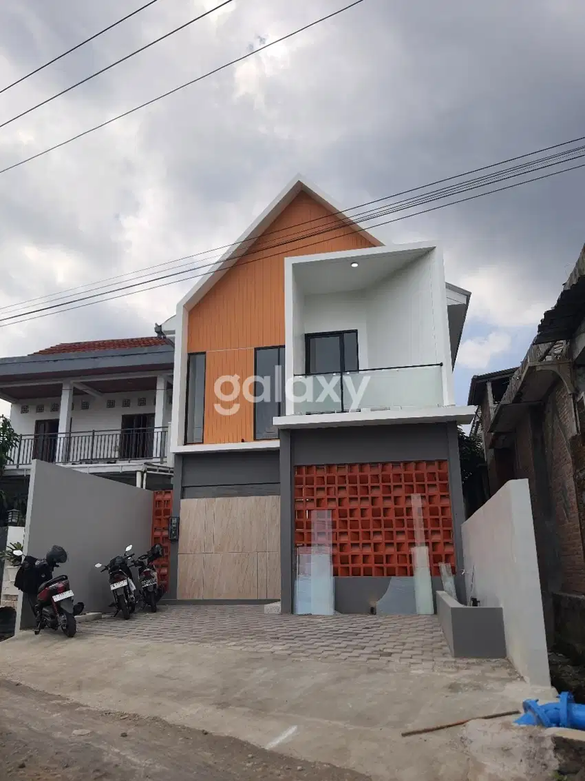Rumah Skandinvian di Jalan Kaliurang, dekat ke Kampus UII