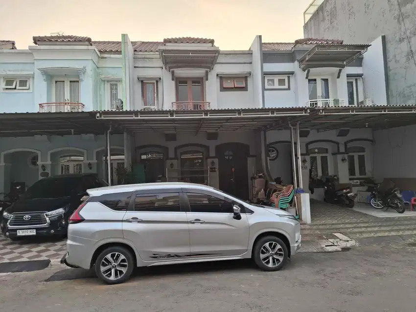 Rumah hdp timur, shm, 2 lt, cluster Puri Permata Mediterania