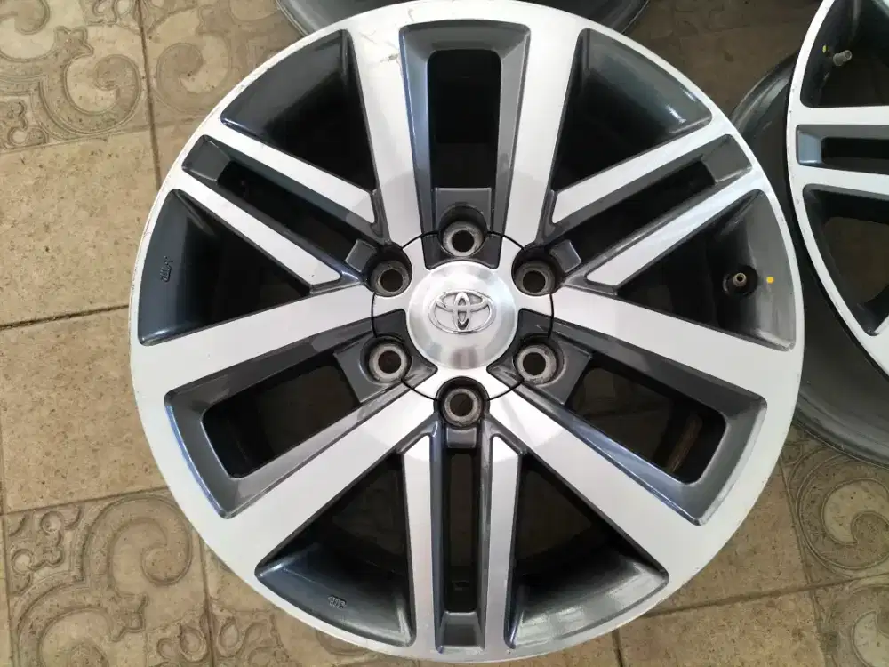 Velg fortuner VRZ R18 6X139