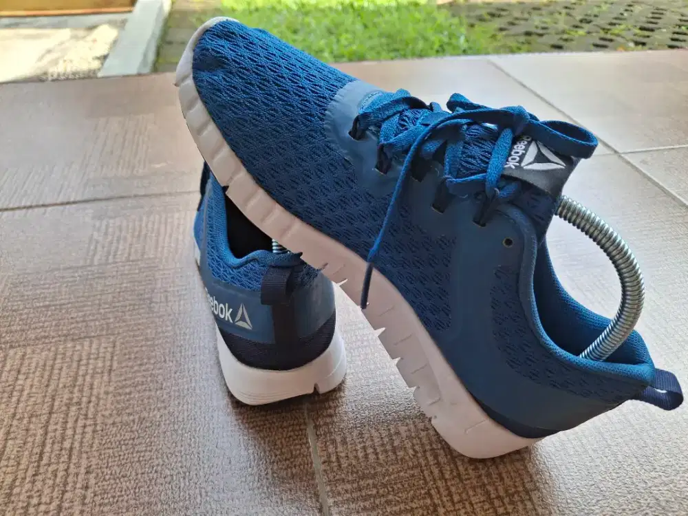 Sepatu wanita Reebok Size 39