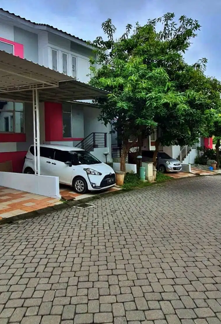 Sewa Rumah 2LT Bukit Wahid Manyaran Semarang Barat