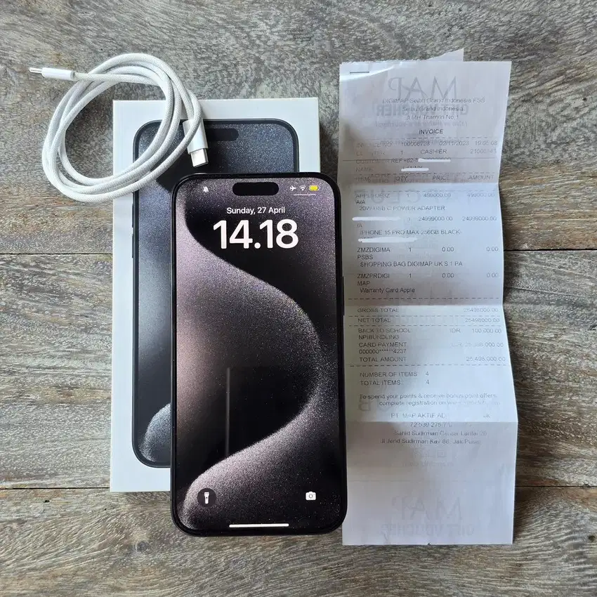iPhone 15 Pro Max 256GB Black Titanium Garansi RESMI INDO Digimap ID/A