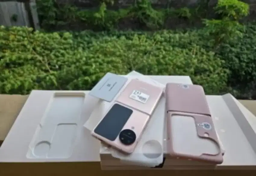 Oppo Find N3 Flip 12/256 GB Kondisi Seperti Baru