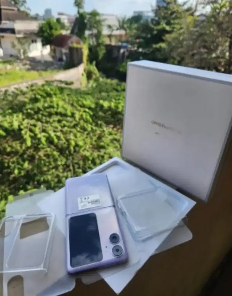 Oppo Find N2 Flip 12/256 GB Kondisi Seperti Baru