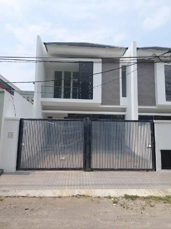 Rumah Baru Gress di Pantai Mentari langsung view Danau (code : DNDGK)