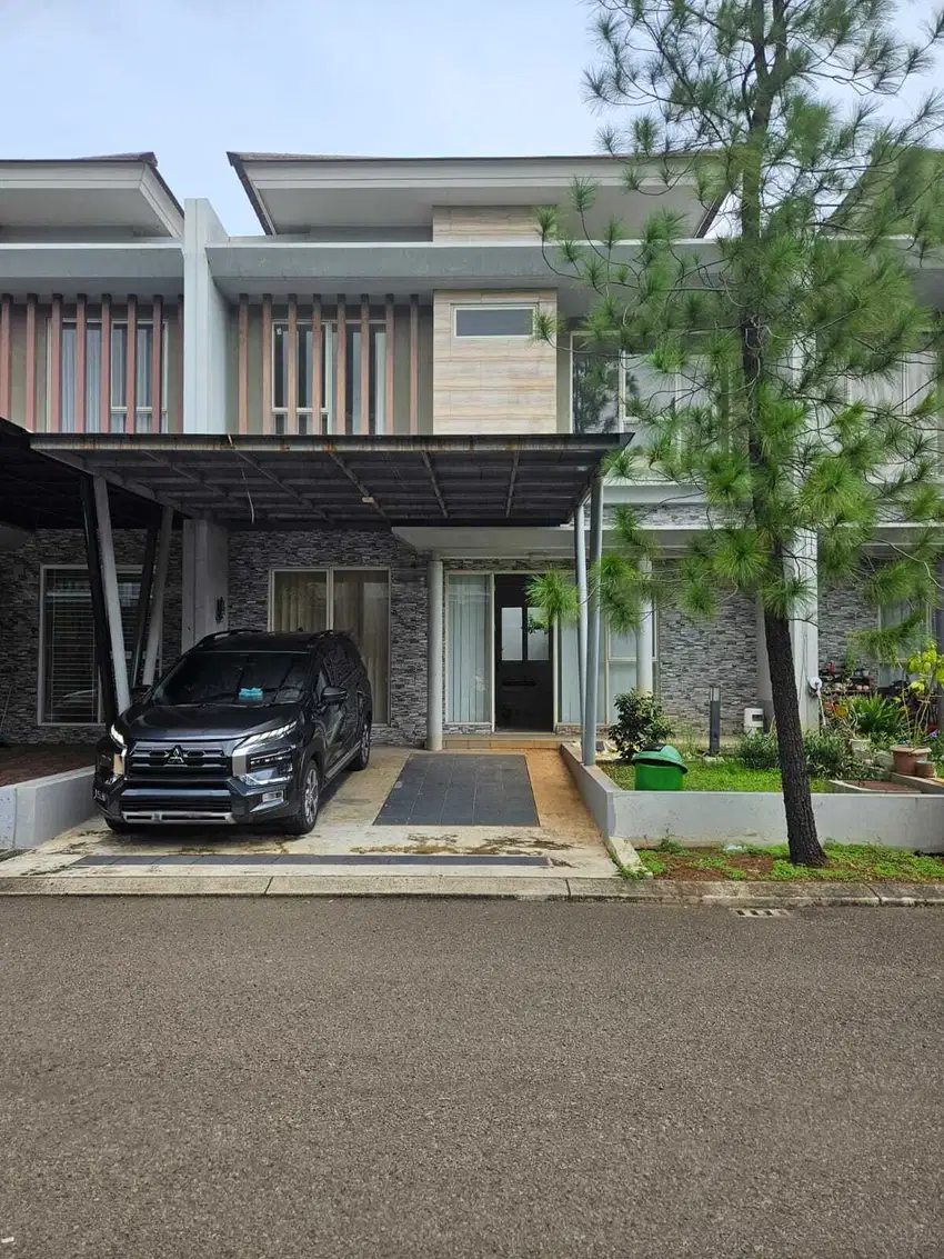 Disewakan Rumah Bagus Siap Huni Di Cluster Missisipi JGC Cakung Jakart