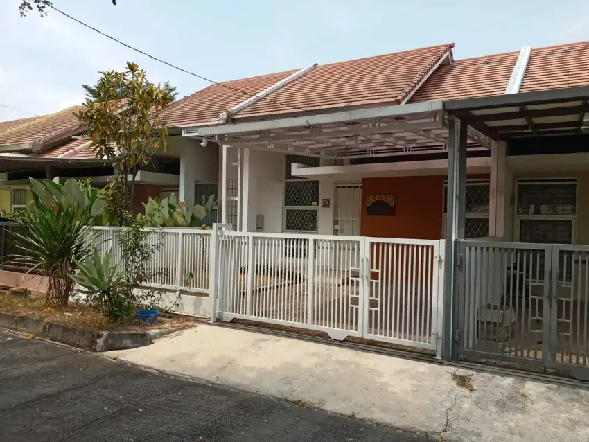 Rumah Cantik Minimalis Eklusive di CLUSTER Puri Cisaranten Arcamanik