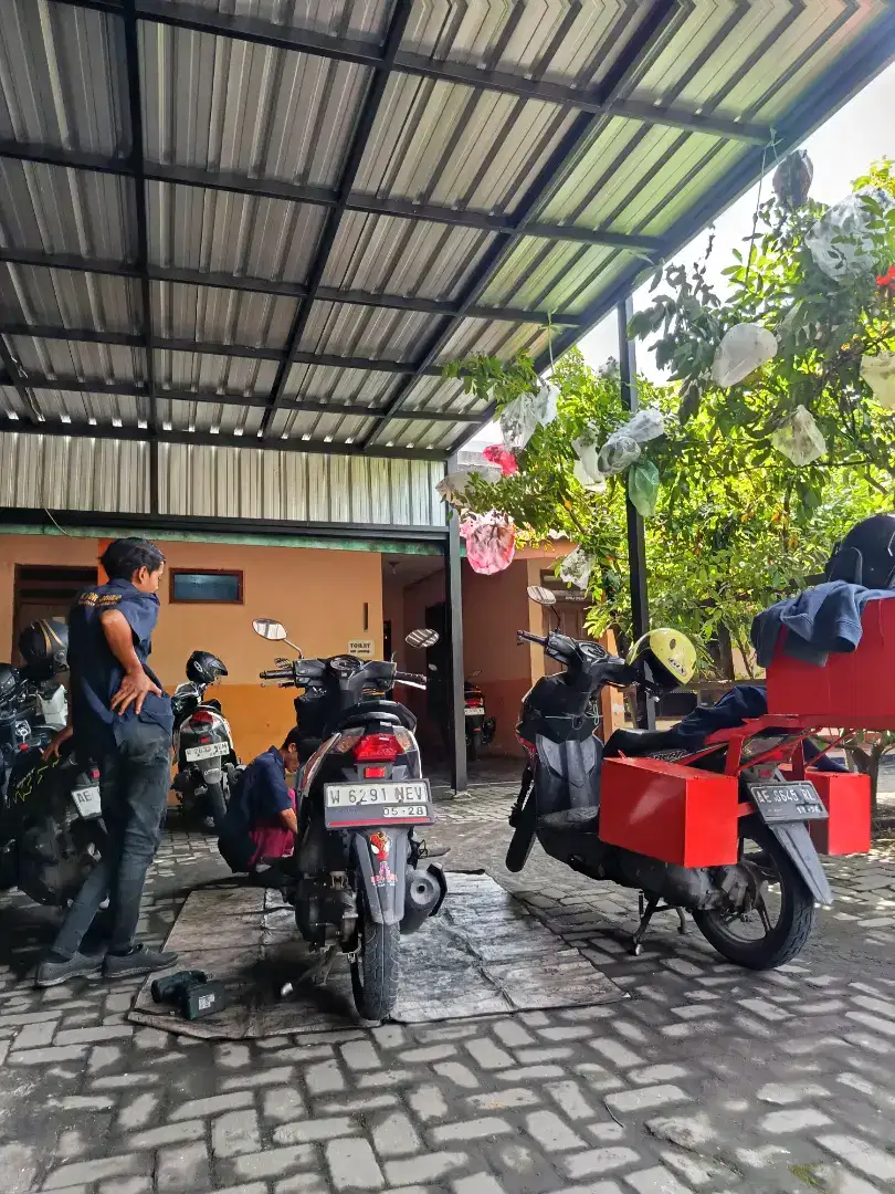 Layanan Servis Kunjung dan Panggilan