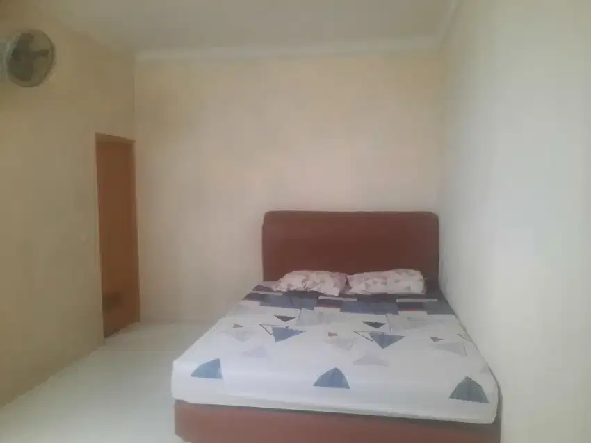 Kosan Pria AC Wr Buncit Jak Sel ( Free Wifi, kipas)