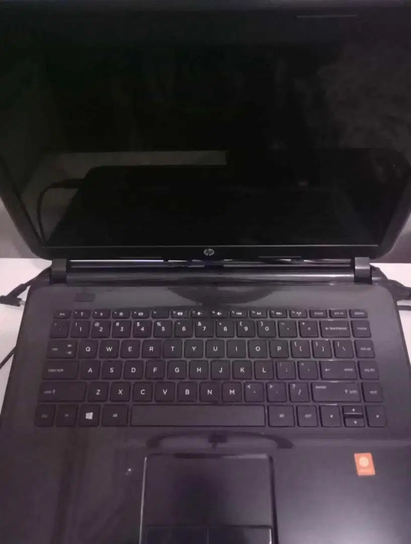 Laptop HP 14-d010AU Second Original
