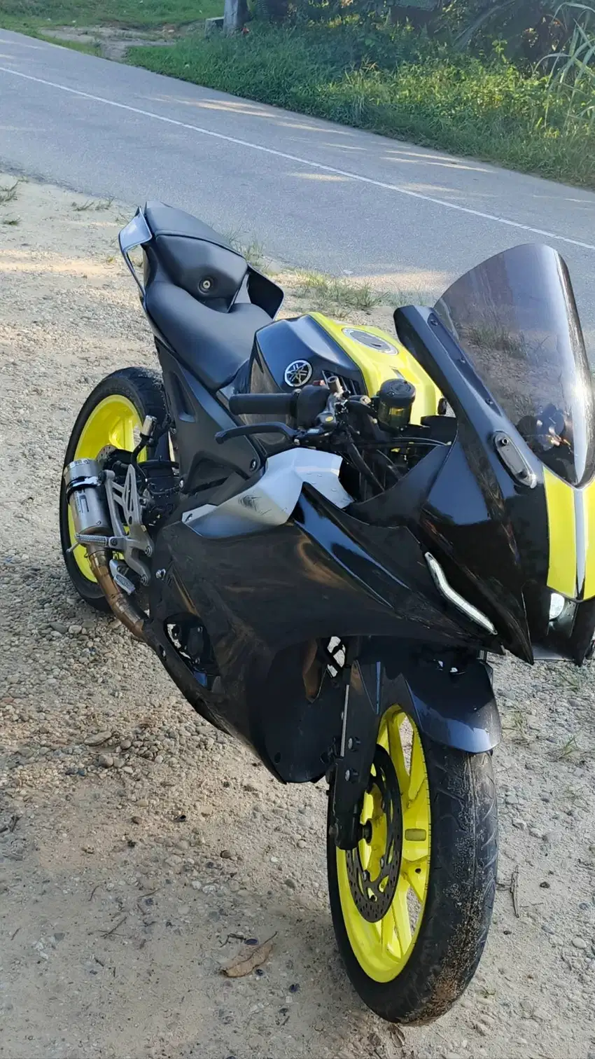 Merek :YAMAHA Model :R15 V4