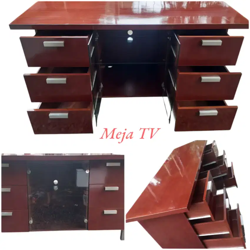 LEMARI TV MINIMALIS