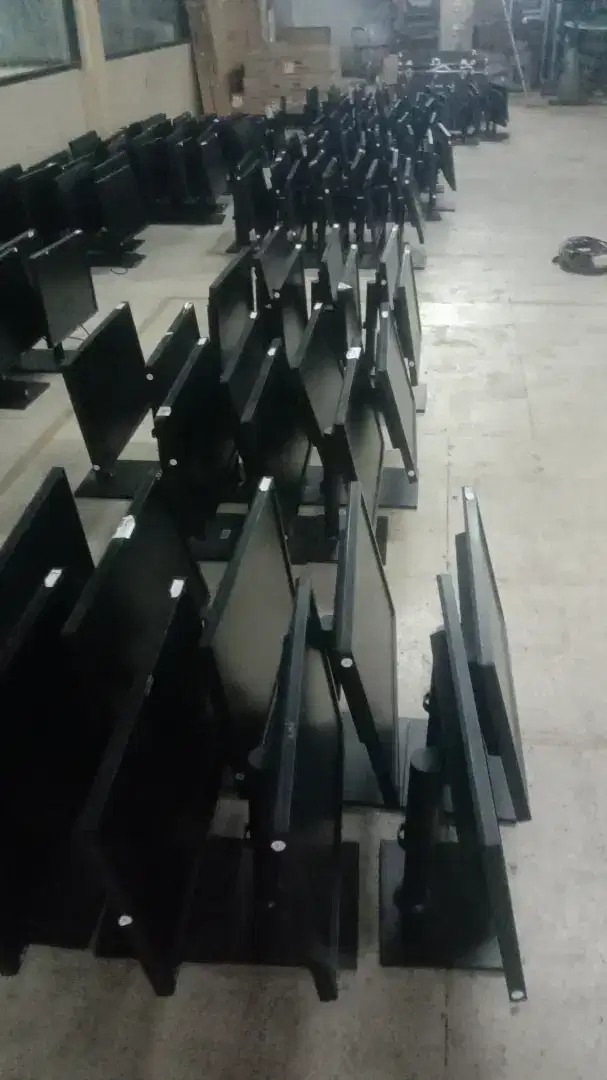 Terima jual beli komputer dan lelang kantor sebanyak-banyaknya