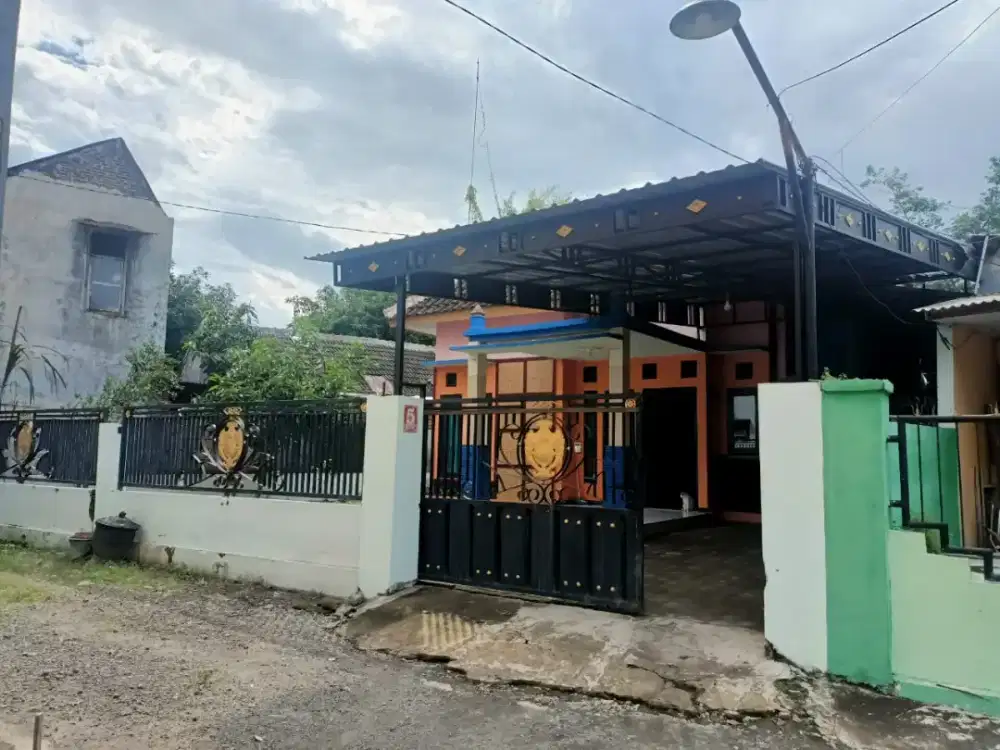 DIJUAL RUMAH JALAN KAWI KEDIRI DEKAT AKSES TOL BANDARA