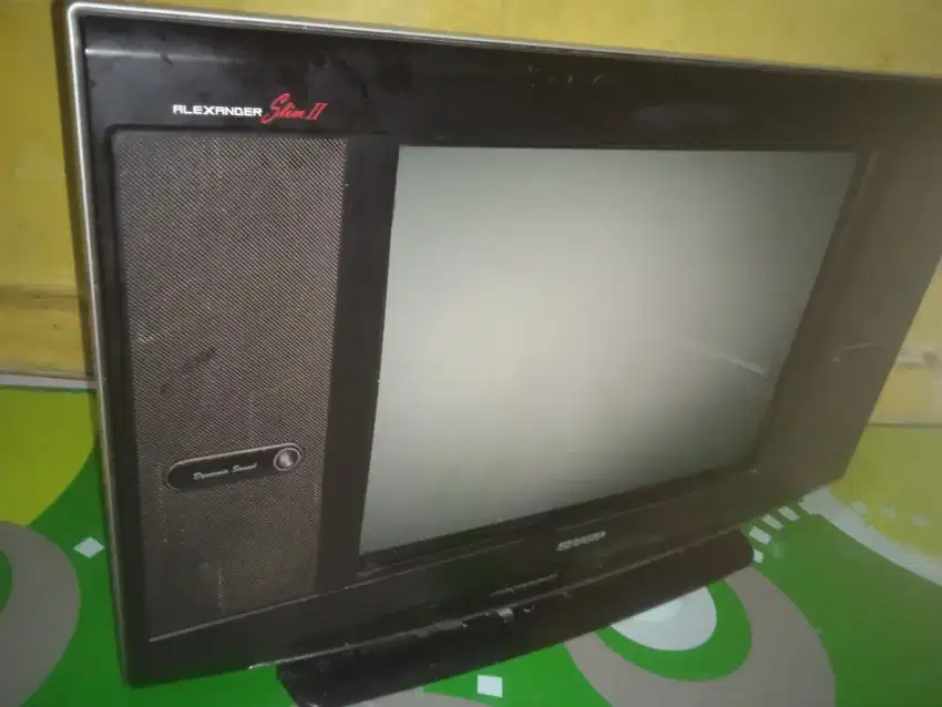TV tabung Sharp 21in.suara ngebas