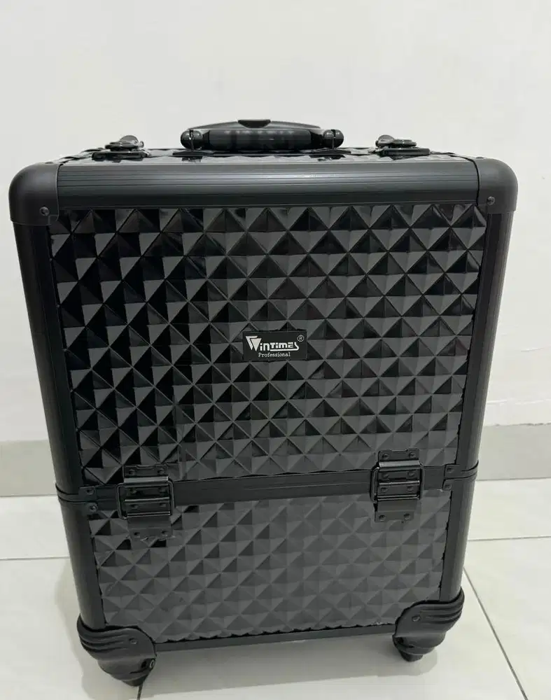 Koper Makeup Merek Intimes