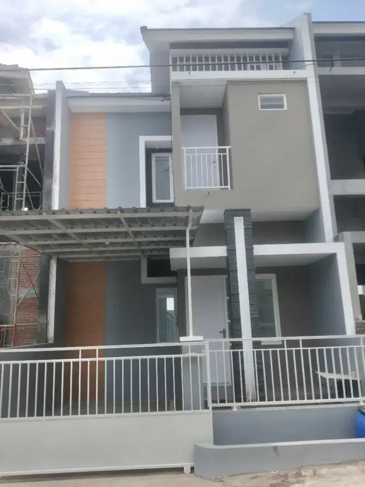 Rumah Mewah Harga Murah Villa Pemandangan Arjuna di Dau Malang Promo