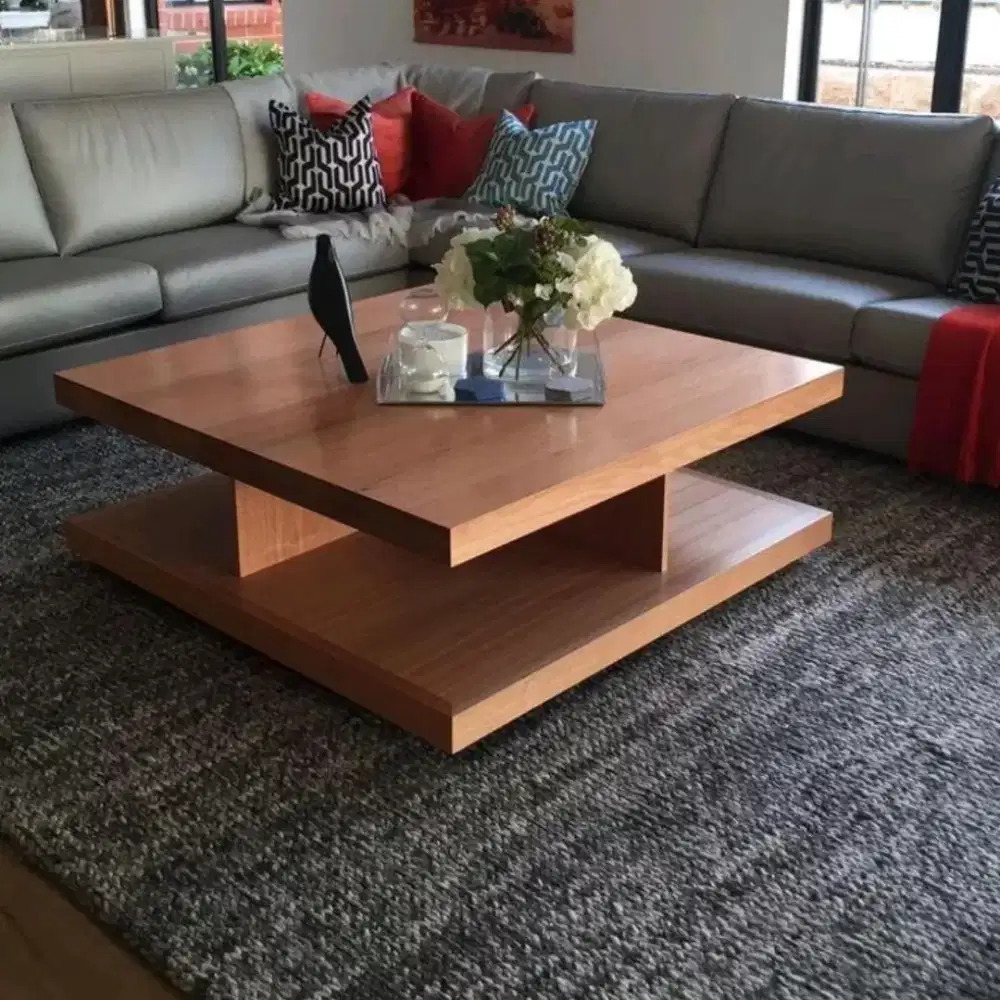 meja kursi perlengkapan kantor,rumah tenantcafe dll