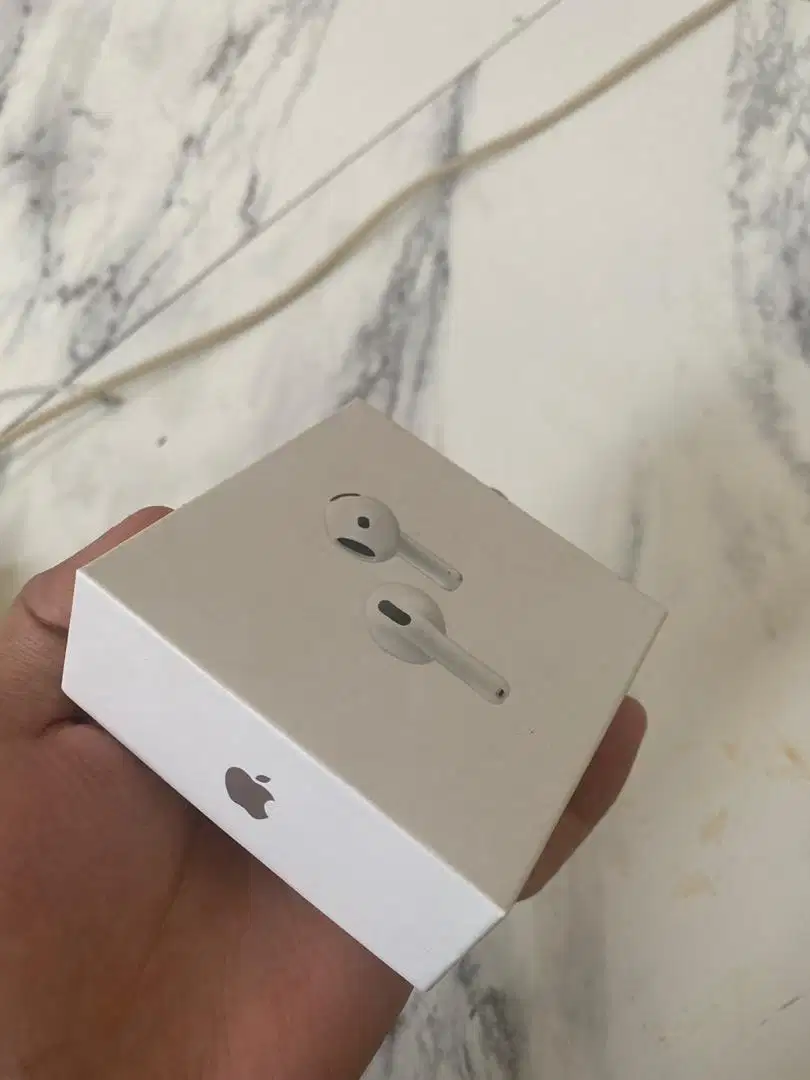 airpods 4 (anc) mirror space