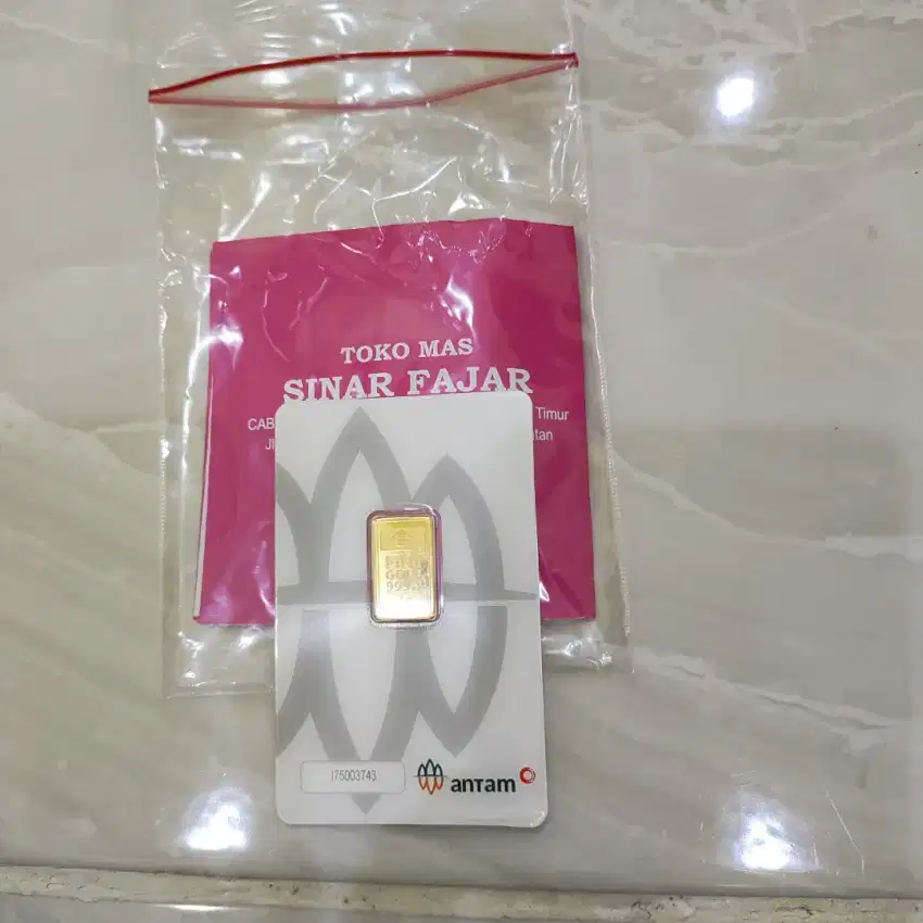 Ready Emas Antam 3gr 1keping