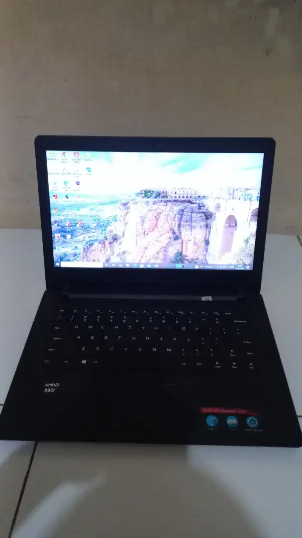 Lenovo Ideapad 110 14AST