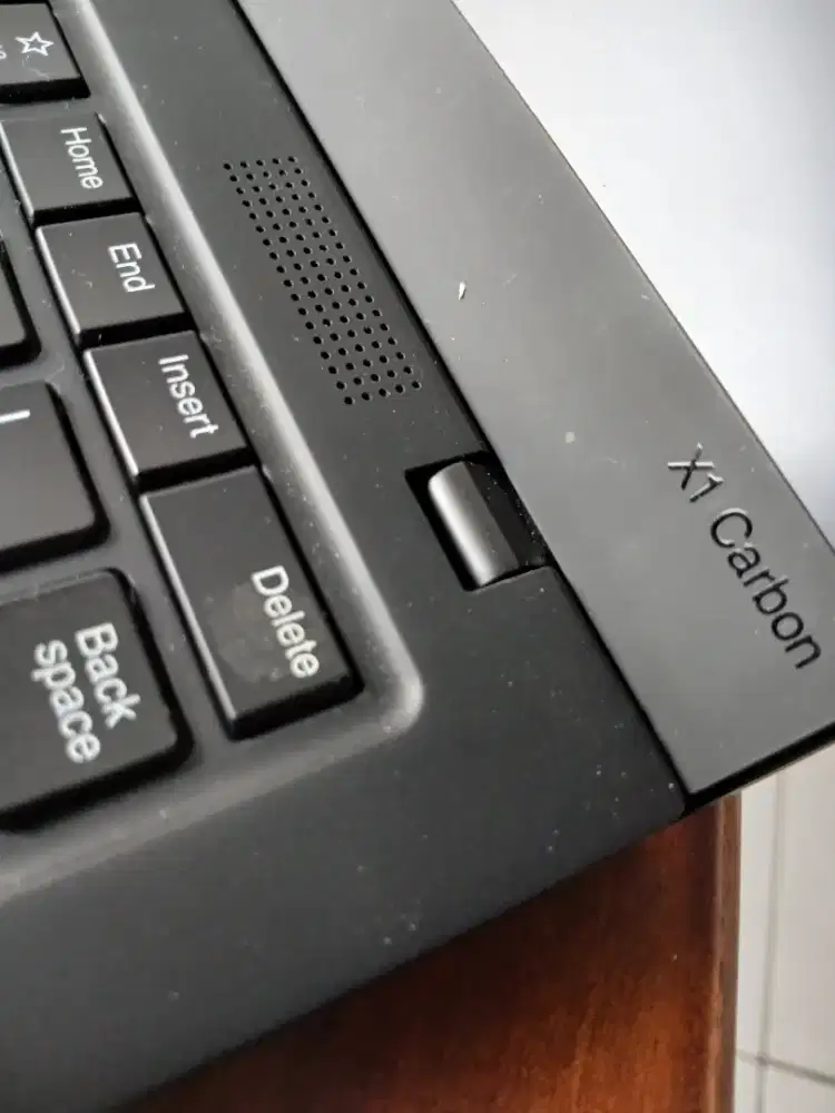 LENOVO THINKPAD X1 CARBON X1 7th i5 8GB /512GB layout JPN