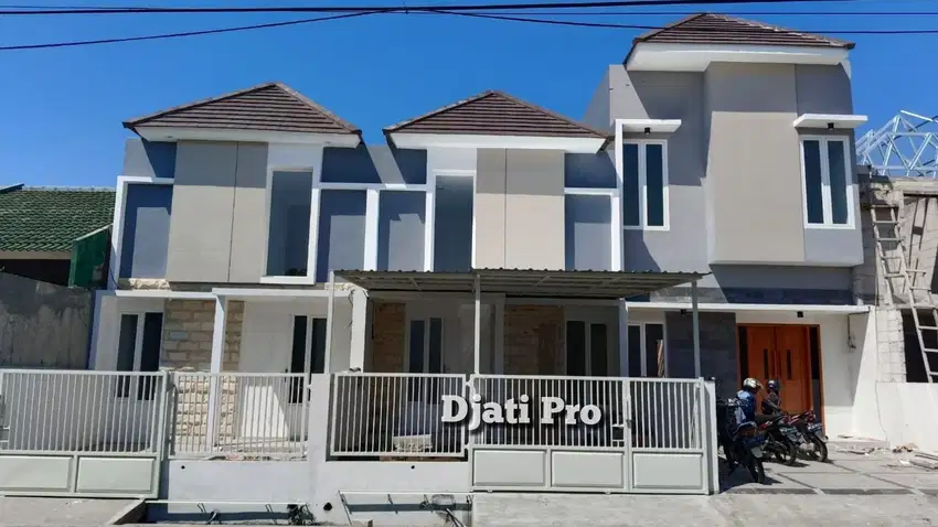 Miliki Hunian Idaman Di Kebraon, One Gate Sistem, Row Jalan 8 m.