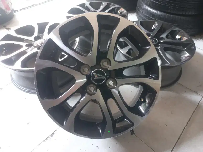Velg oem Serion 2024 Ring 15 For BRIO JAZZ YARIS CALYA ETIOS VIOS CITY