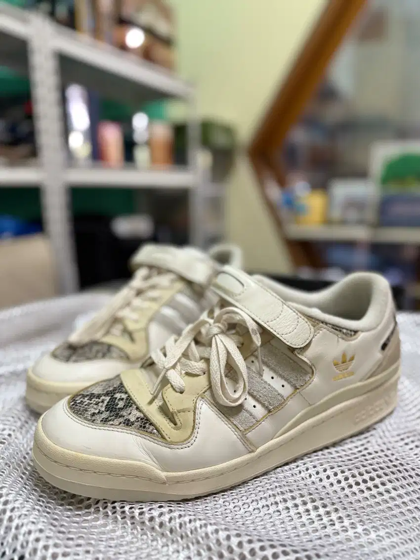 Sepatu Adidas Originals Forum 84 Low Snakeskin Men Size 46