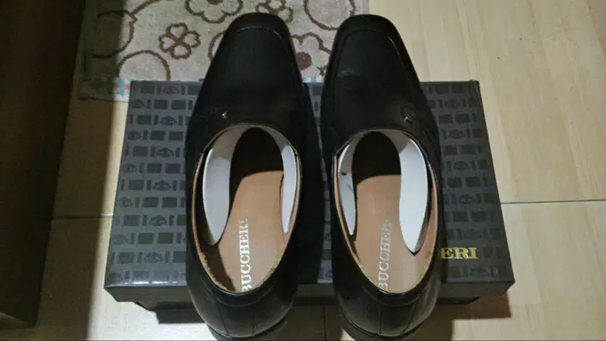 Sepatu Buccheri Like New size 42 Fullset