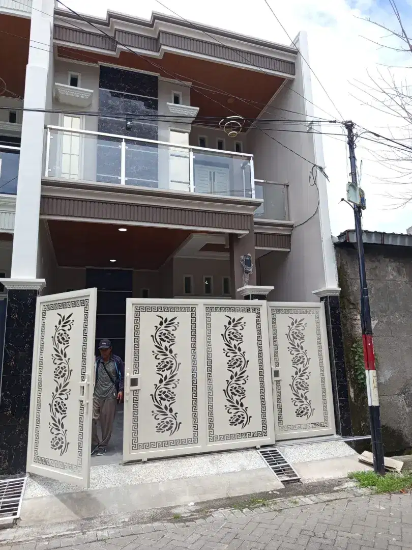 Dijual rumah baru lebak arum lokasi strategis dekat kaza plaza galaxy