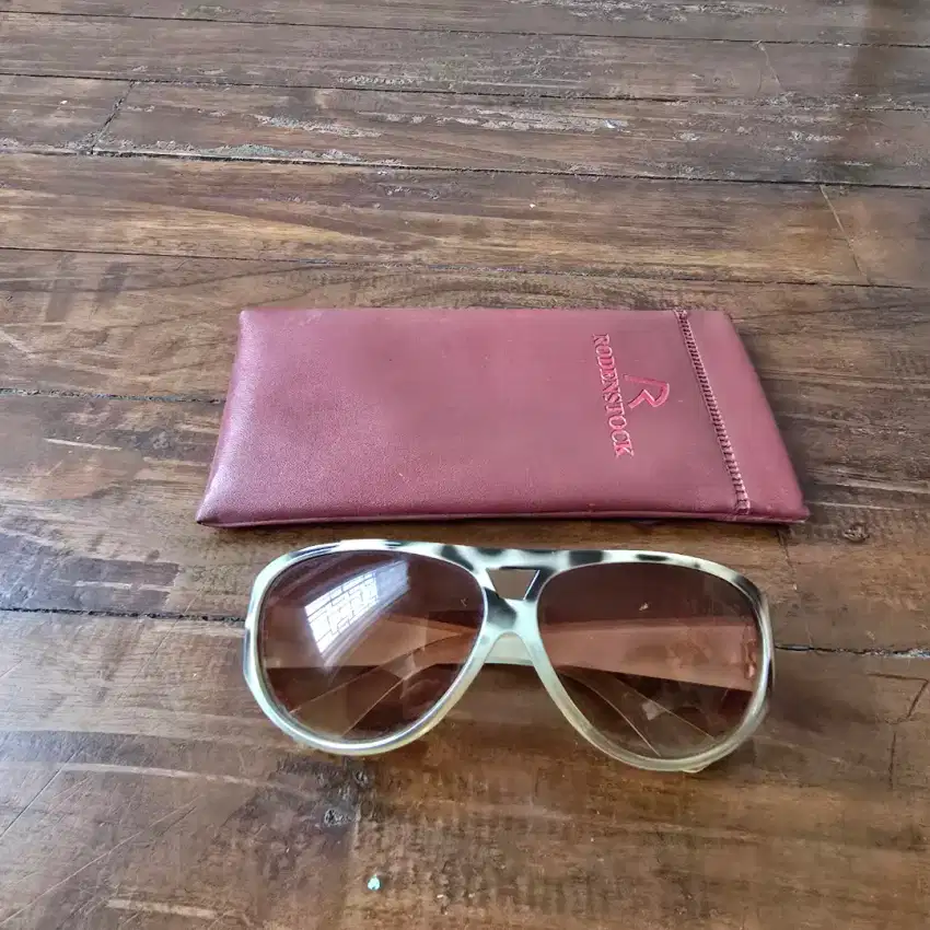 kacamata hitam anak loreng pl