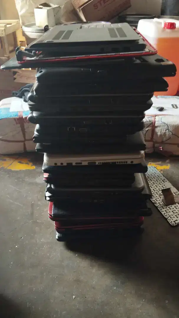 Terima lektop bekas atau jadul