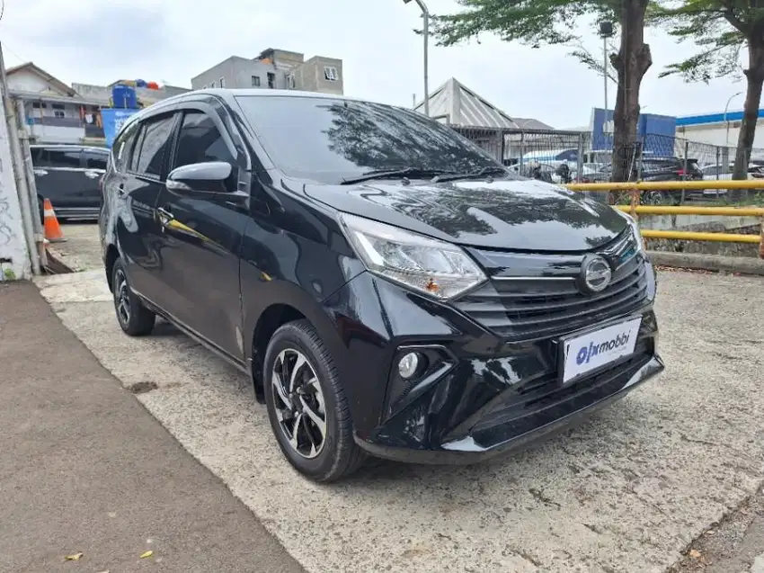 [OLX Mobbi] Daihatsu Sigra Silver 1.2 R Bensin-MT 2023 DOR