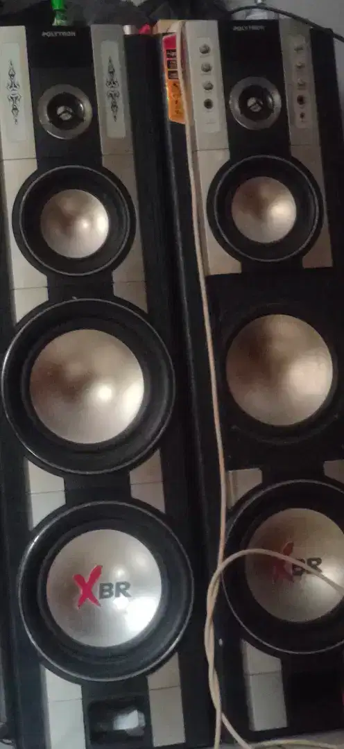 Speaker Polytron versi lama
