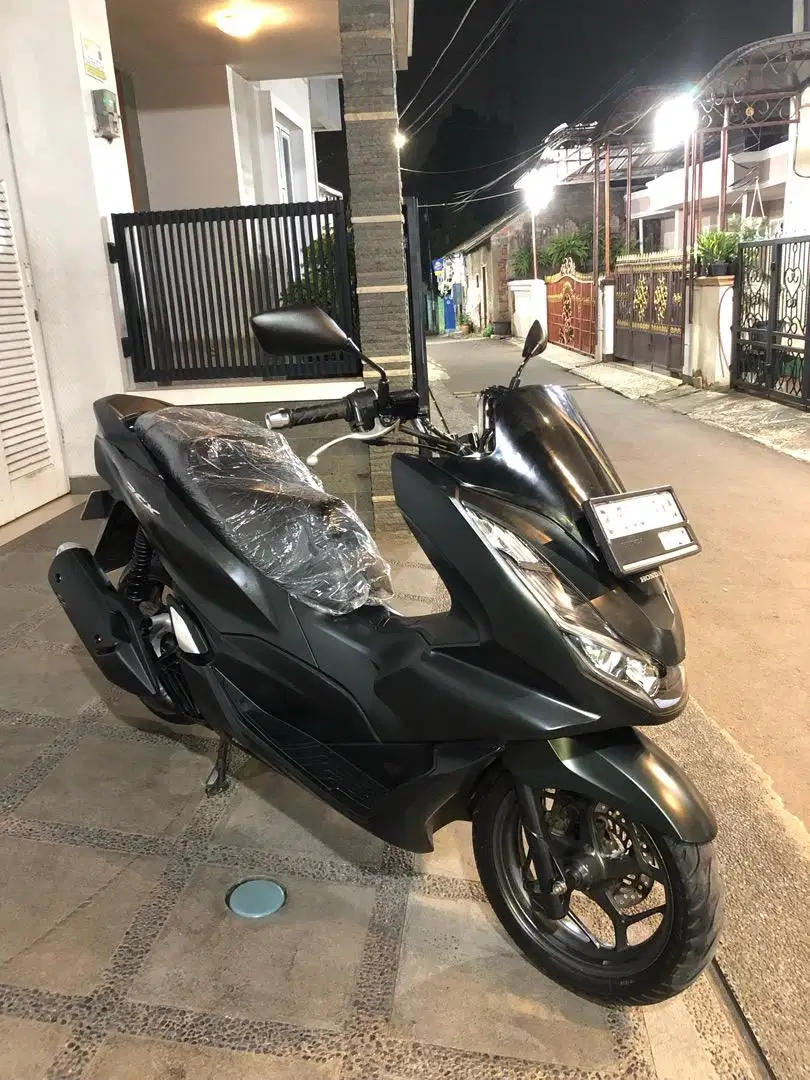 NewPCX 160 GOODLOOKING