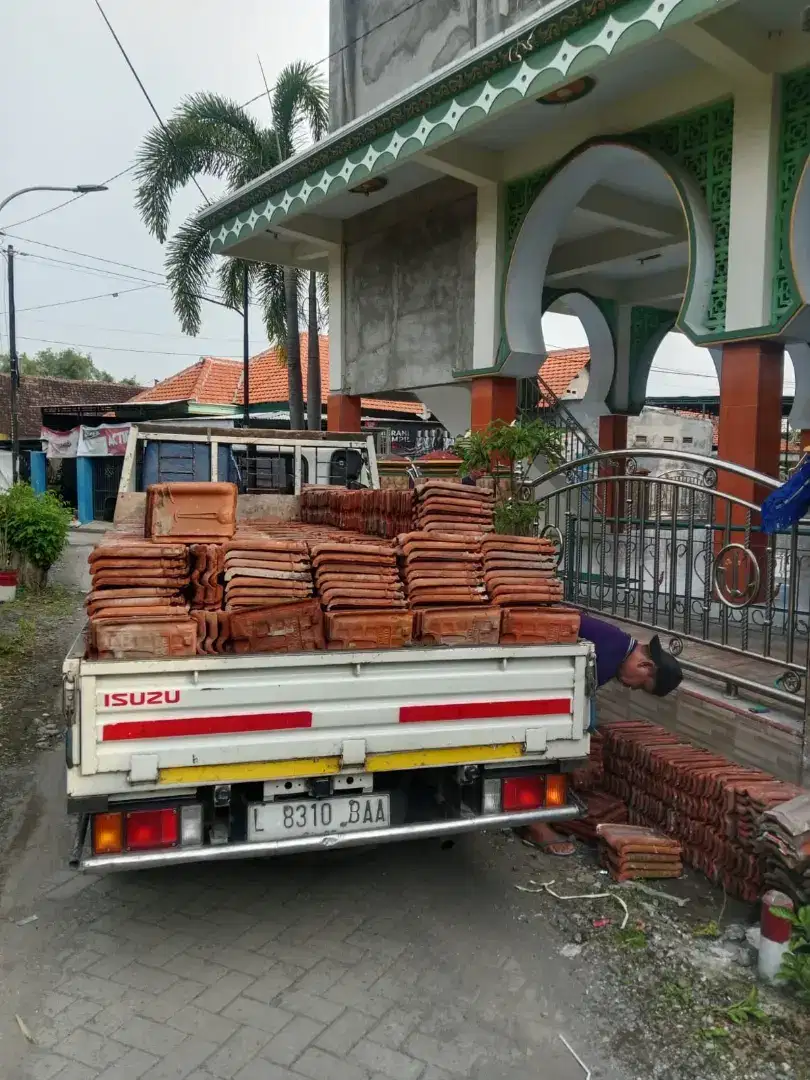 Jual genteng bekas karang pilang wisma bambe genteng beton dll