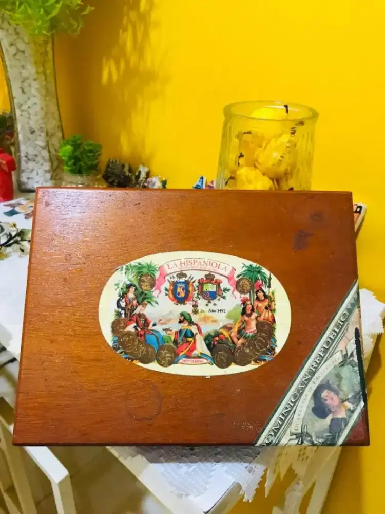 Kotak Penyimpanan Kayu Hand Made La Hispaniola from Dominican Republic