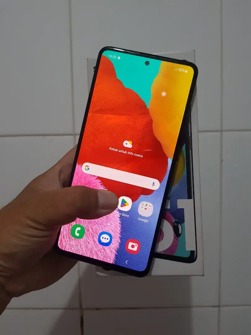 Dijual Samsung a51 8/128 NFC Fullset RESMI SEIN Mulus 90%