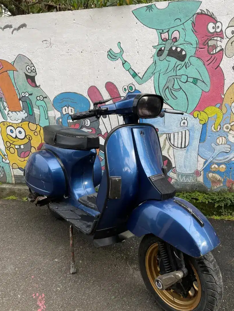 Vespa px lengkap tahun 1979