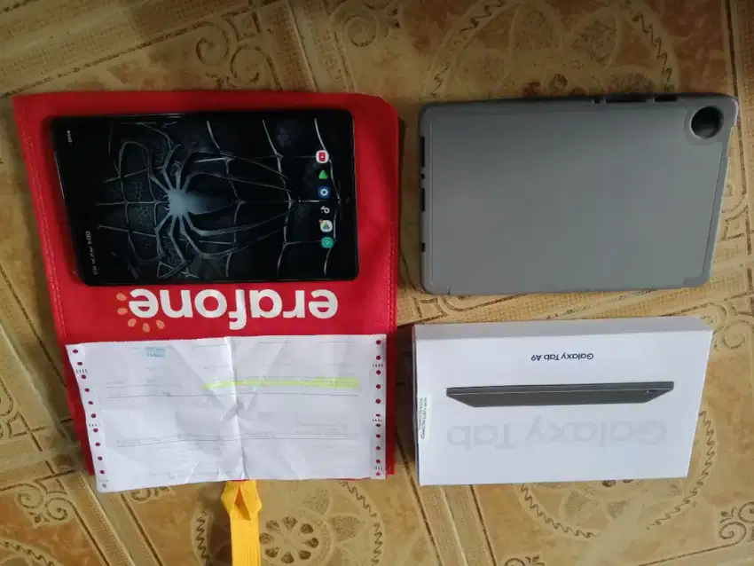 Dijual tab Samsung a9 wifi only.
