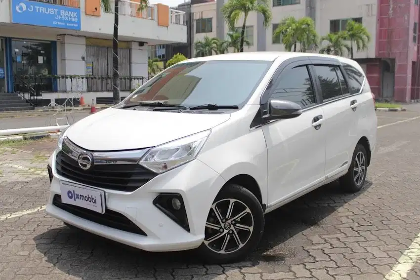 Pajak Panjang - Daihatsu Sigra 1.2 R Deluxe Bensin-MT 2020