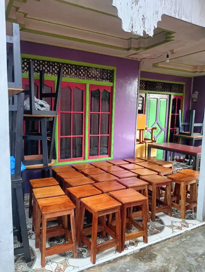 Kursi warung makan cafe