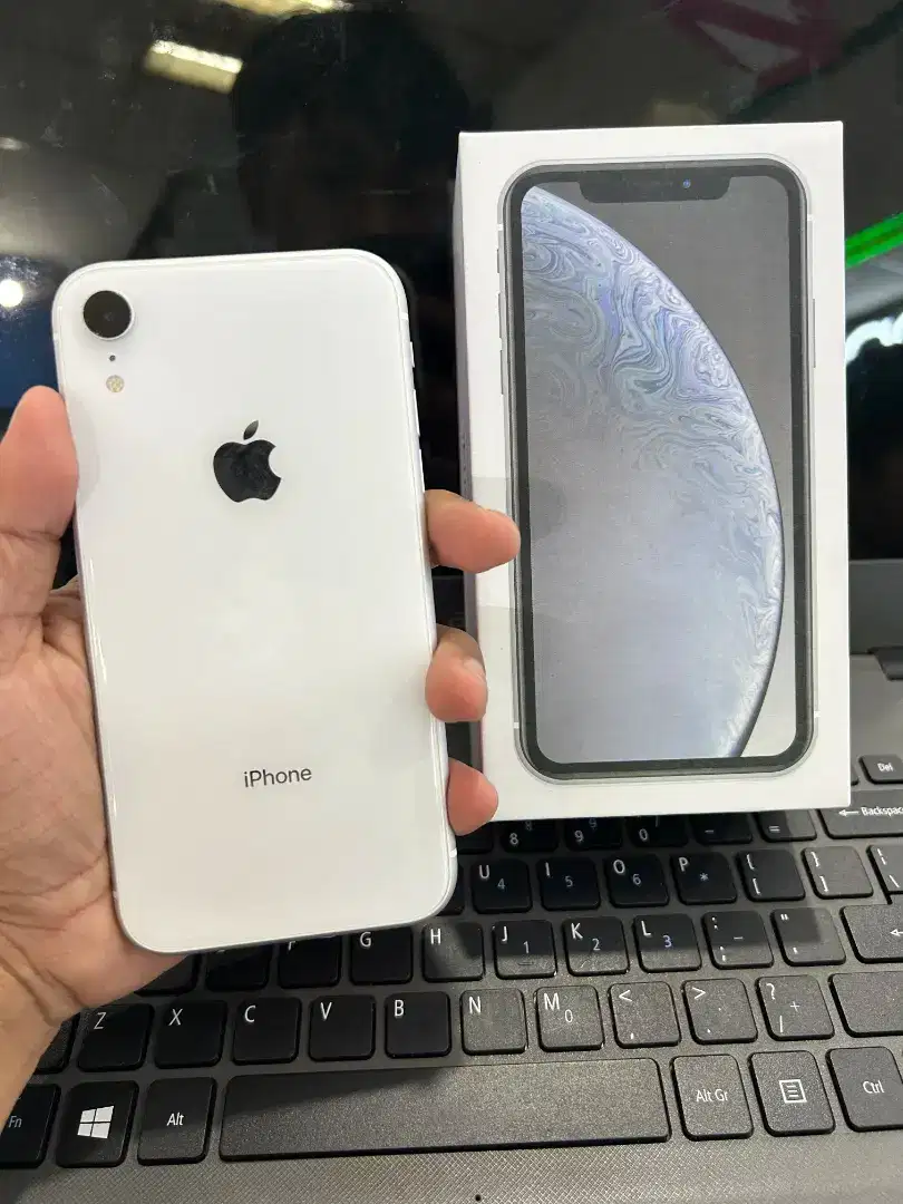 iphone xr 64gb all operator bisa tukar tambah