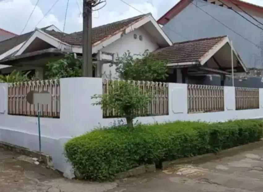 Rumah Graha Indah hook