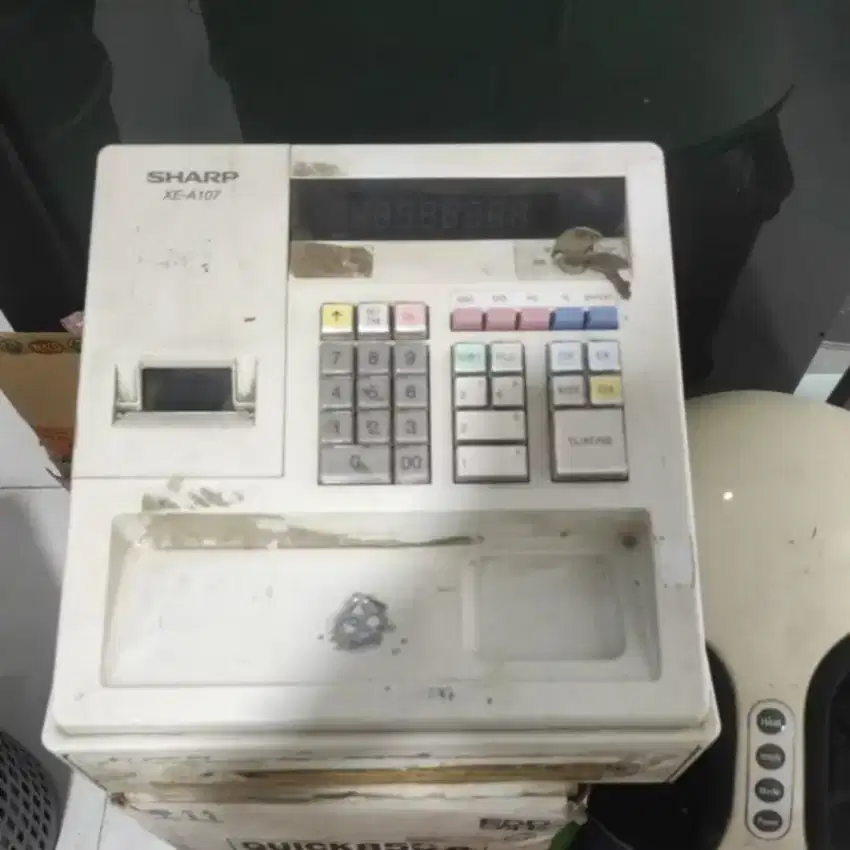 Dijual Mesin Kasir Jadul Merk Sharp Masih Berfungsi Baik