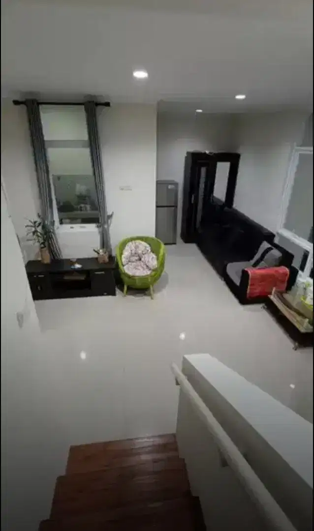 Rumah Dkt De botanica cimahpar
