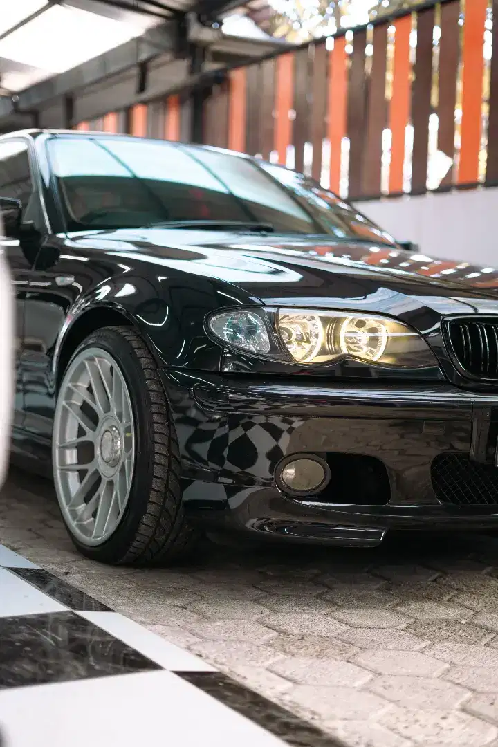 BMW E46 325i beige