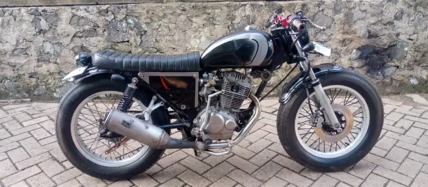 Dijual Custom Bratcafe
basic MP 2005