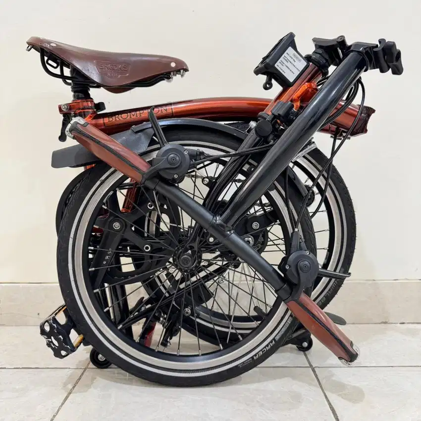 BROMPTON S6Lx FLAME LACQUER BLACK EDITION 2020 - TITANIUM SUPERLIGHT